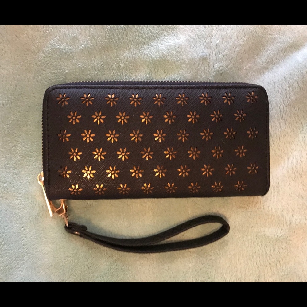 NWOT Black & Gold Floral Vegan Leather Wallet